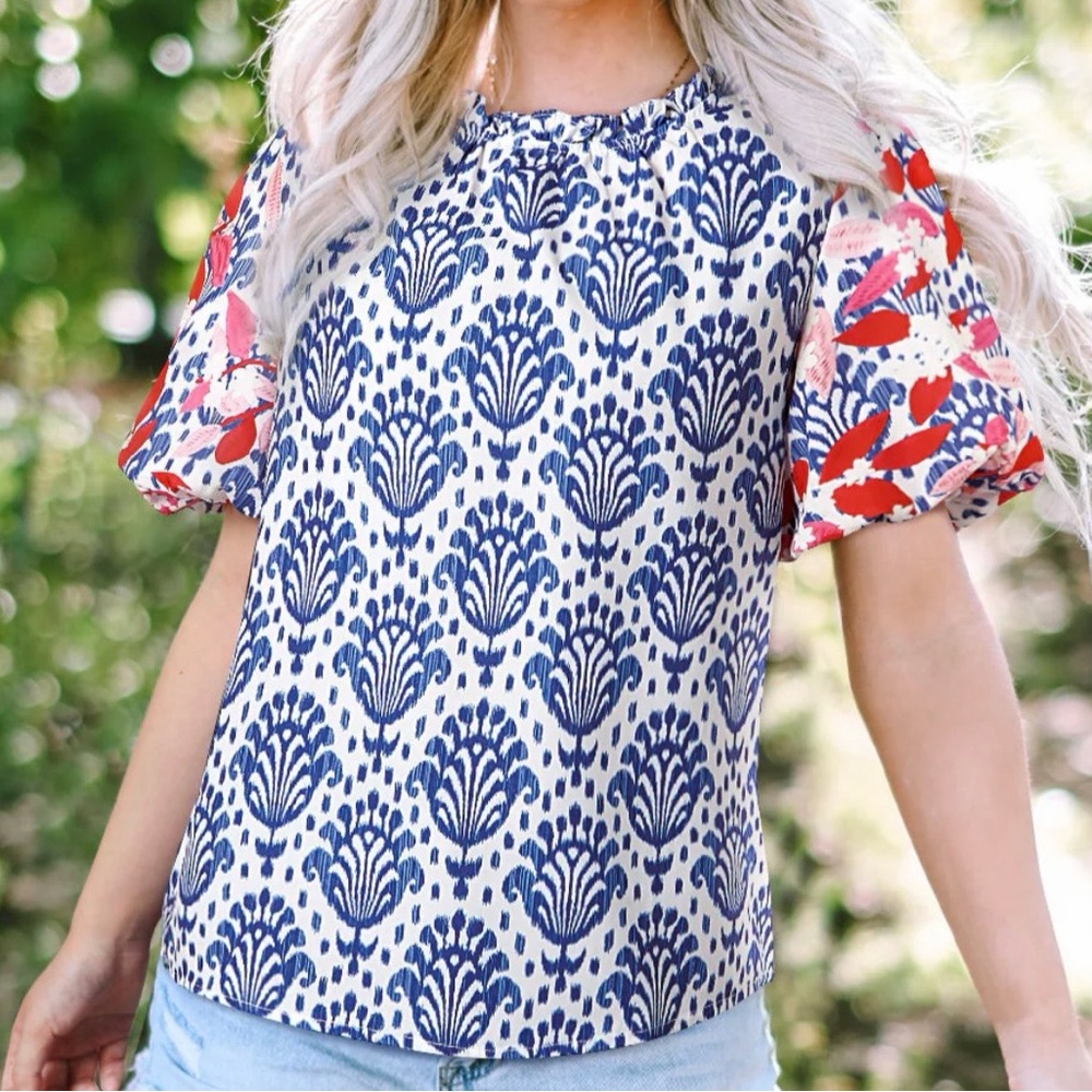 Julieta Floral Puff Sleeve Frilled Neck blouse size small